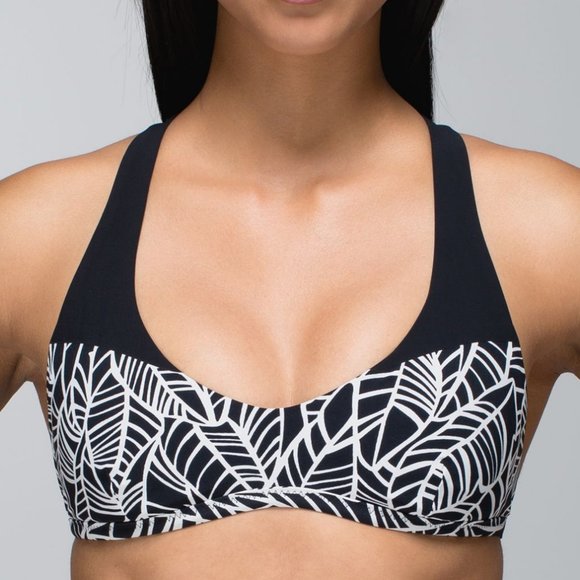 EUC Lululemon Swim Top